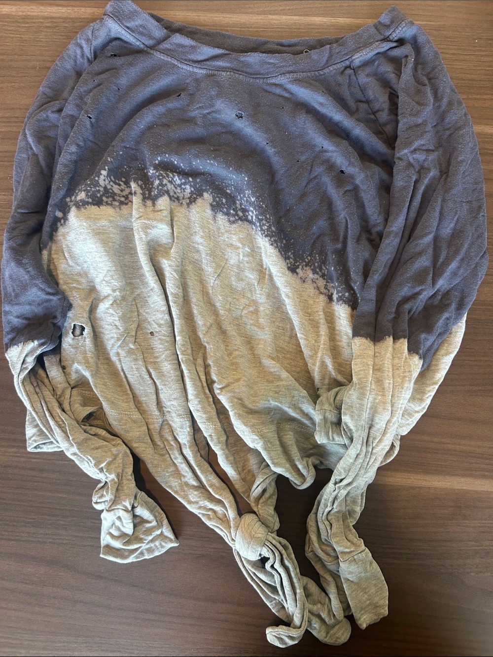 Women’s Two-Tone Dip-Dye Long Sleeve Top - Blue & Cream